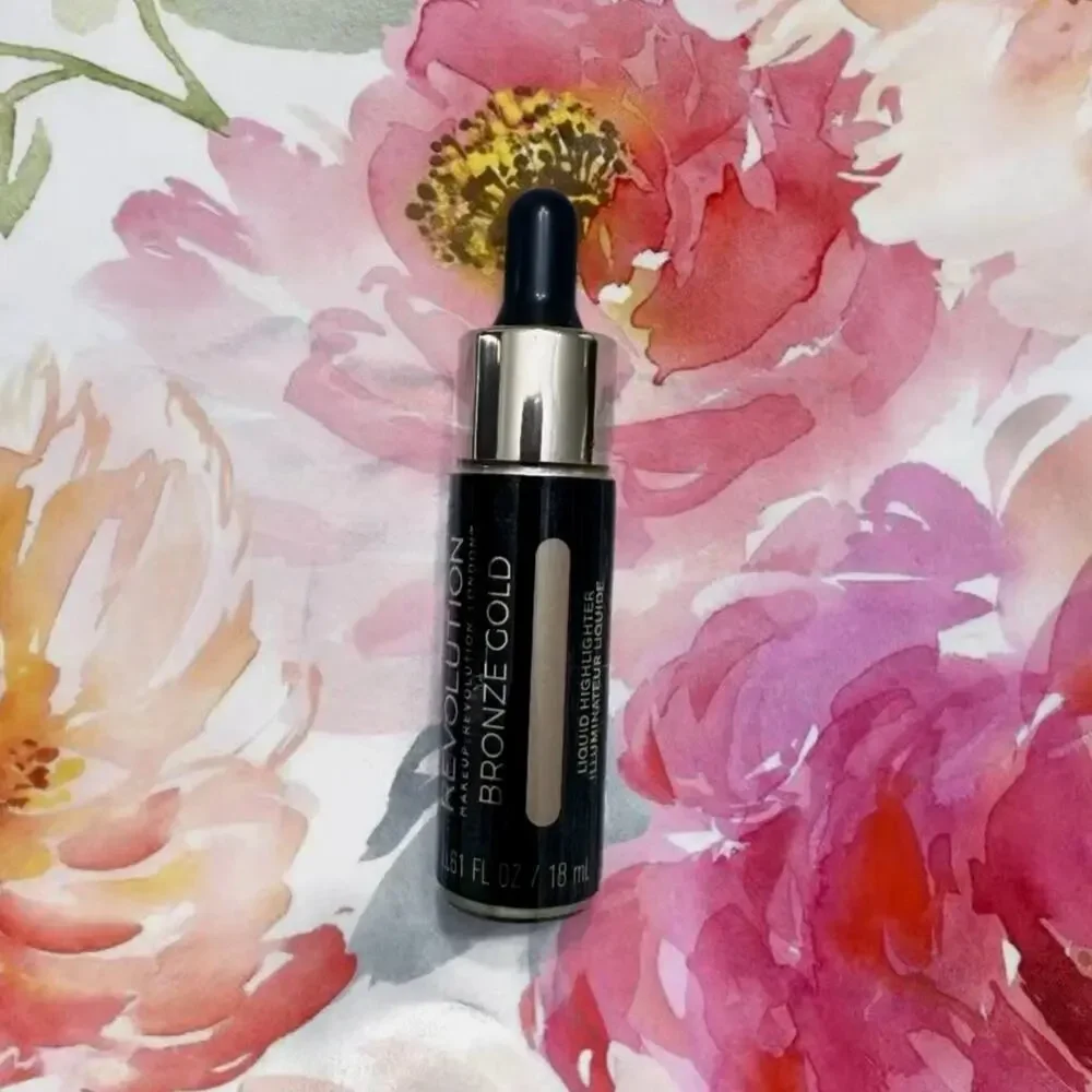 Revolution Liquid Highlighter (4 different shades)